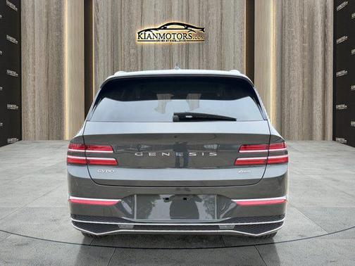 2025 Genesis GV80 2.5T
