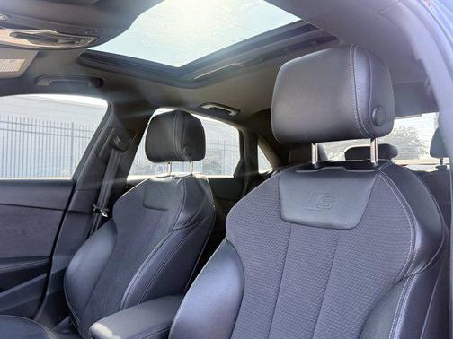 2023 Audi A4 45 S line Premium Plus