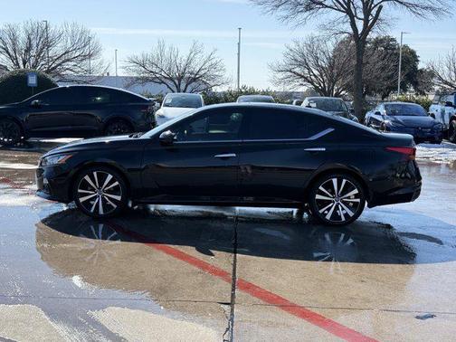 2020 Nissan Altima Platinum VC-Turbo FWD