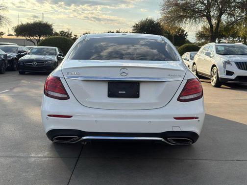 2017 Mercedes-Benz E-Class 4MATIC
