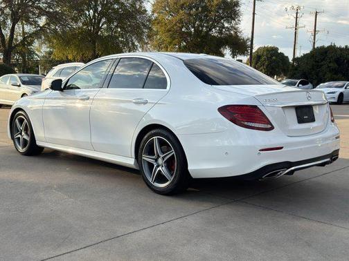 2017 Mercedes-Benz E-Class 4MATIC