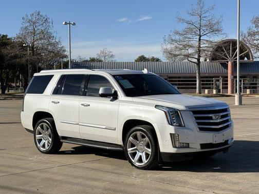 2018 Cadillac Escalade Premium Luxury