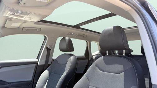 Platinum Gray Metall 2022 Volkswagen Taos 1.5T SE