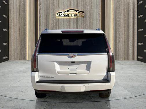 2020 Cadillac Escalade Premium Luxury