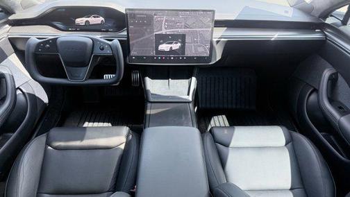 Pearl White Multi-Co 2022 Tesla Model S Plaid