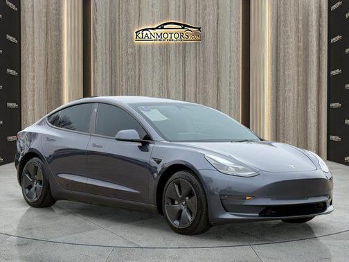 2023 Tesla Model 3 Standard Range
