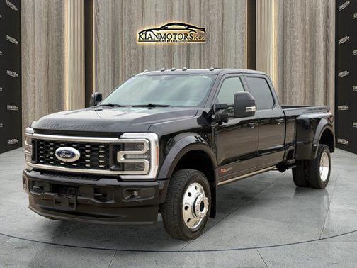 2025 Ford F-450 Platinum