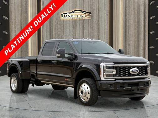 Agate Black Metallic 2025 Ford F-450 Platinum