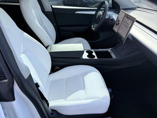 2022 Tesla Model Y Performance Dual Motor All-Wheel Drive