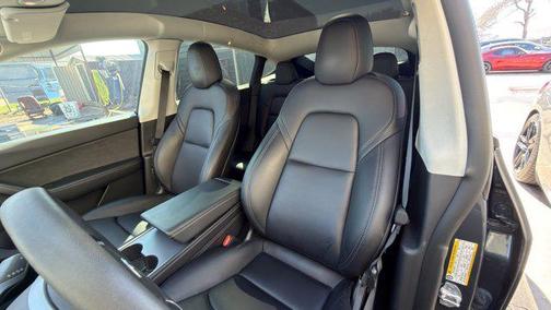 2022 Tesla Model Y Performance Dual Motor All-Wheel Drive