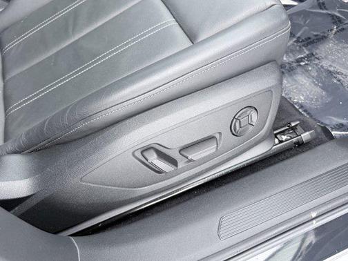 2023 Audi Q4 e-tron Premium Plus 40 RWD