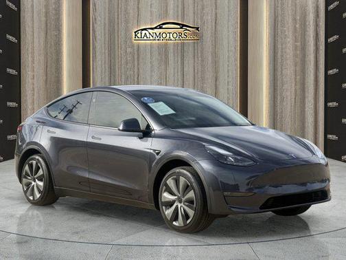 2024 Tesla Model Y Long Range Dual Motor All-Wheel Drive