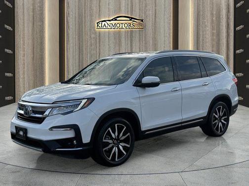 2022 Honda Pilot Touring 8-Passenger