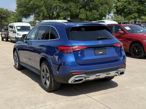 2023 Mercedes-Benz GLC 300 Base
