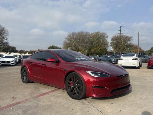 2023 Tesla Model S Plaid