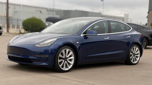 Deep Blue Metallic 2019 Tesla Model 3 Long Range