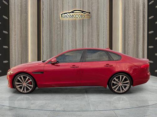 2018 Jaguar XF S