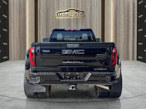 2024 GMC Sierra 3500 Denali