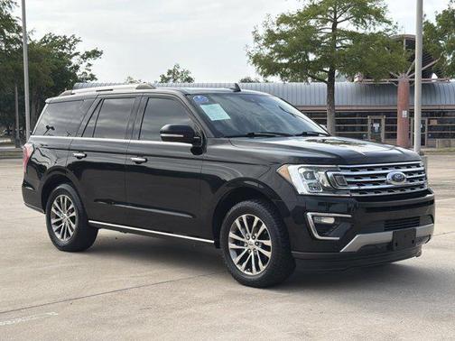 Black 2018 Ford Expedition Limited