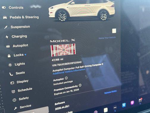 2022 Tesla Model X Plaid Tri Motor All-Wheel Drive
