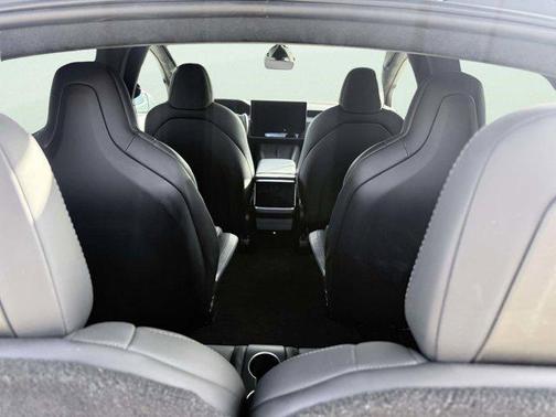 2022 Tesla Model X Plaid Tri Motor All-Wheel Drive