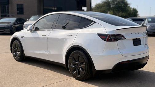 Pearl White Multi-Co 2021 Tesla Model Y Long Range Dual Motor All-Wheel Drive