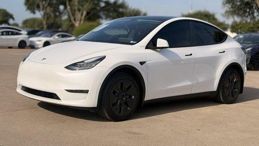Pearl White Multi-Co 2021 Tesla Model Y Long Range Dual Motor All-Wheel Drive