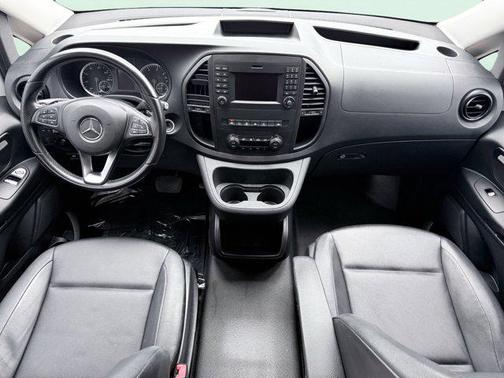 2018 Mercedes-Benz Metris Base