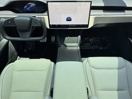2023 Tesla Model X Plaid Tri Motor All-Wheel Drive