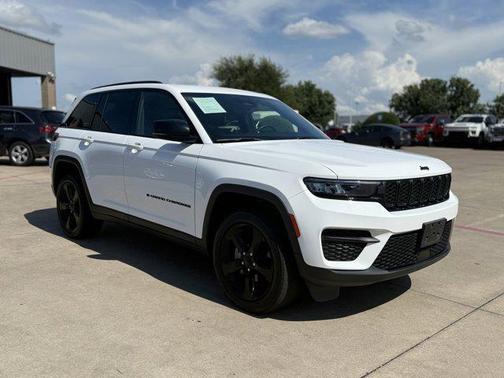 2023 Jeep Grand Cherokee Altitude