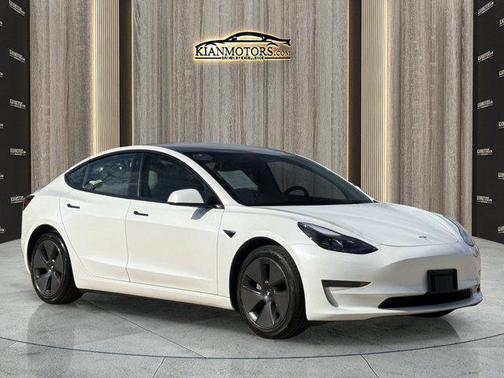 2023 Tesla Model 3 Standard Range