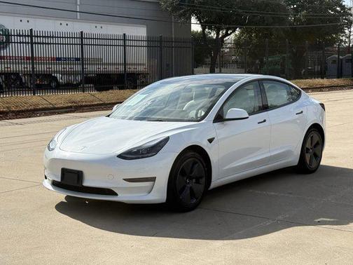 2023 Tesla Model 3 Standard Range
