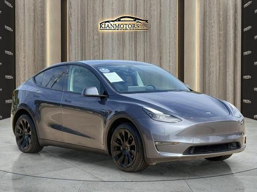 Midnight Silver Meta 2022 Tesla Model Y Long Range Dual Motor All-Wheel Drive