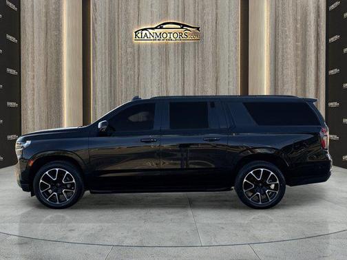 2021 Chevrolet Suburban RST