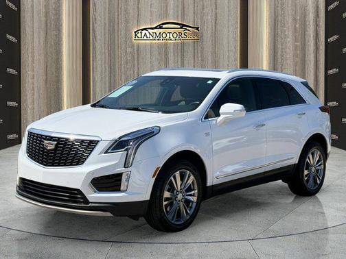 White 2024 Cadillac XT5 Premium Luxury