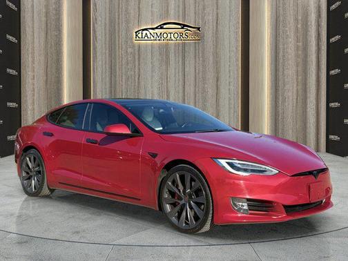 2020 Tesla Model S Performance