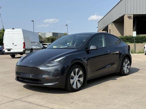 2024 Tesla Model Y Long Range Dual Motor All-Wheel Drive