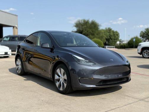 2024 Tesla Model Y Long Range Dual Motor All-Wheel Drive