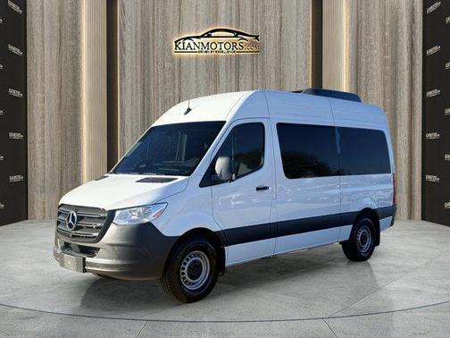 2025 Mercedes-Benz Sprinter 2500 Standard Roof