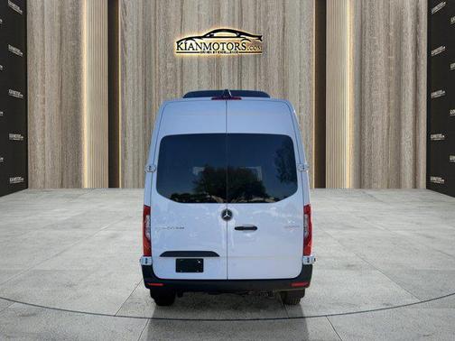 2025 Mercedes-Benz Sprinter 2500 Standard Roof