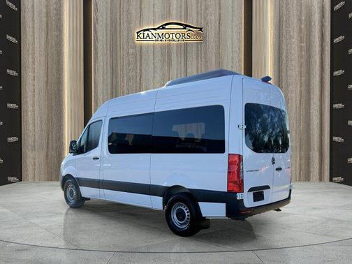 2025 Mercedes-Benz Sprinter 2500 Standard Roof