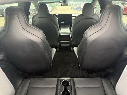 2023 Tesla Model X Standard Range