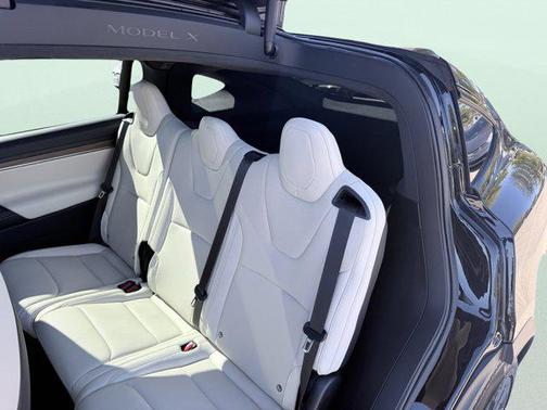 2024 Tesla Model X Long Range