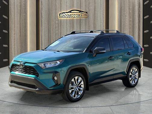 2021 Toyota RAV4 XLE Premium