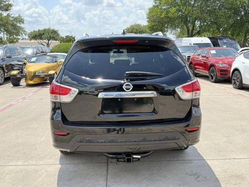 2014 Nissan Pathfinder SV