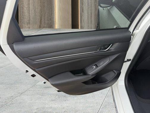 2019 Honda Accord Hybrid EX