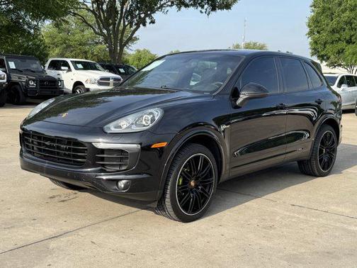 2017 Porsche Cayenne E-Hybrid S