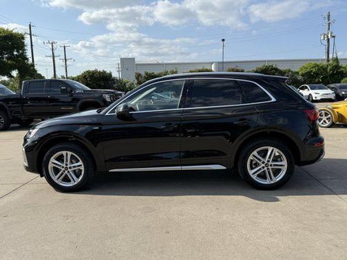 2024 Audi Q5 55 S line Premium