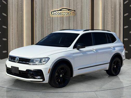 Pure White 2019 Volkswagen Tiguan 2.0T SEL R-Line Black