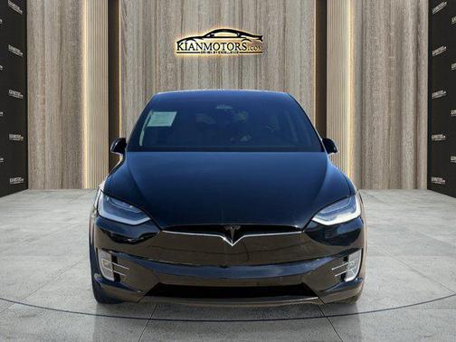 2019 Tesla Model X 75D